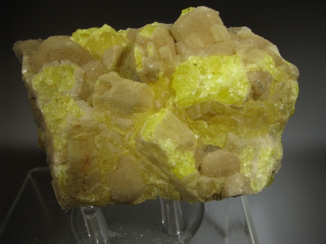 Aragonite, Sulphur - Agrigento. Sicily, Italy